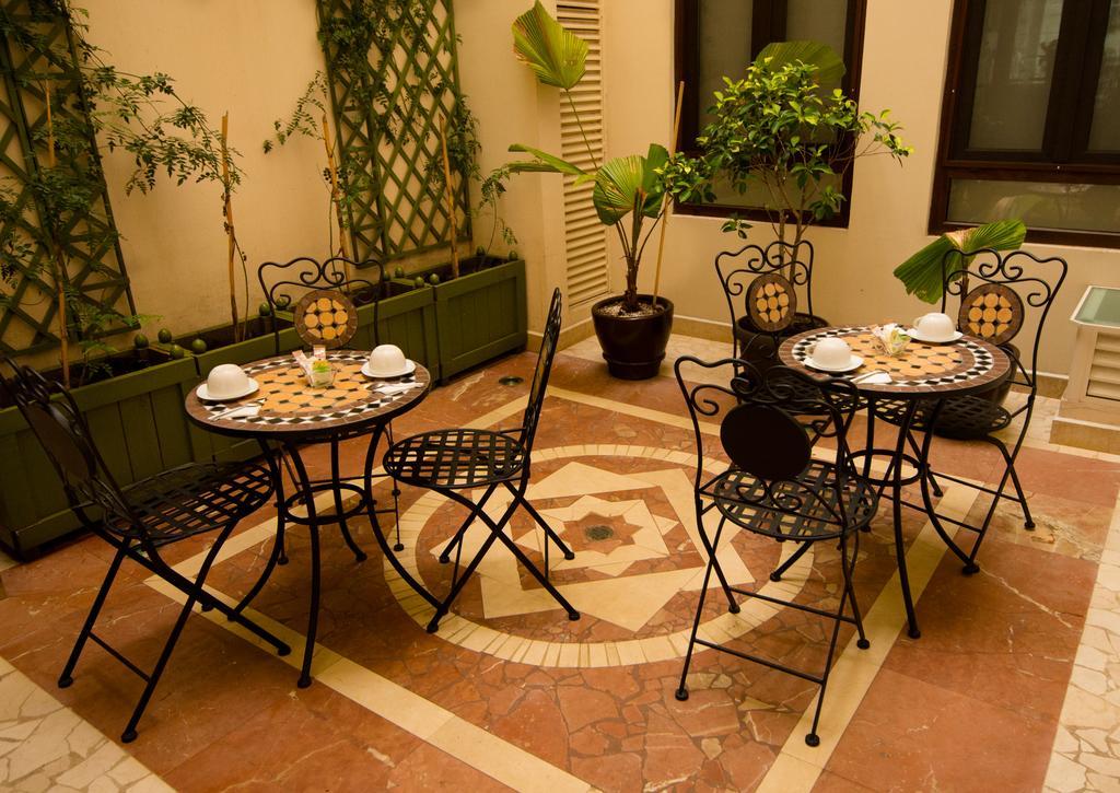 Grand Hotel Tepatitlan Екстериор снимка