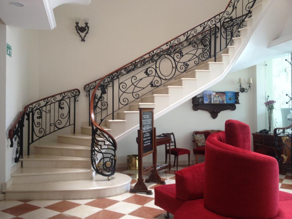 Grand Hotel Tepatitlan Екстериор снимка