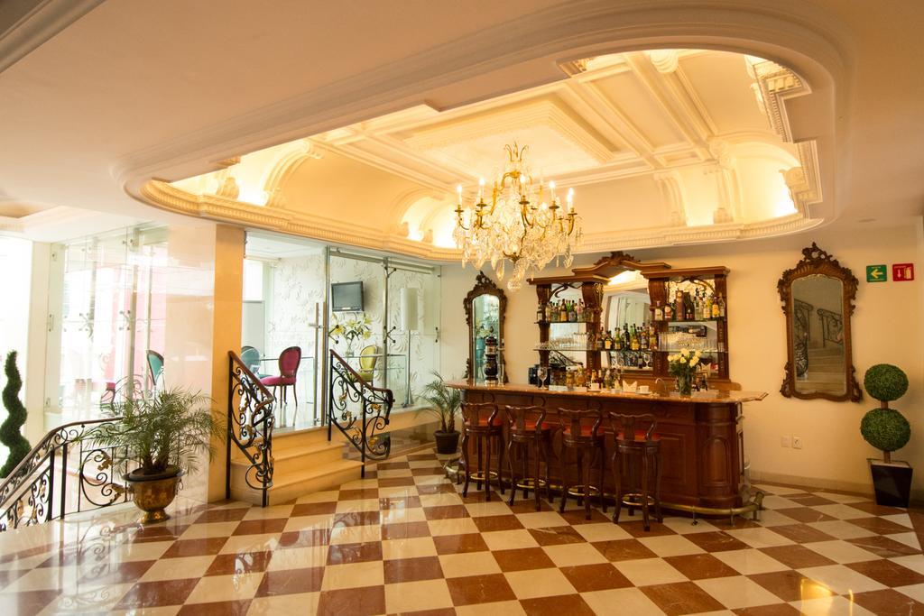 Grand Hotel Tepatitlan Екстериор снимка