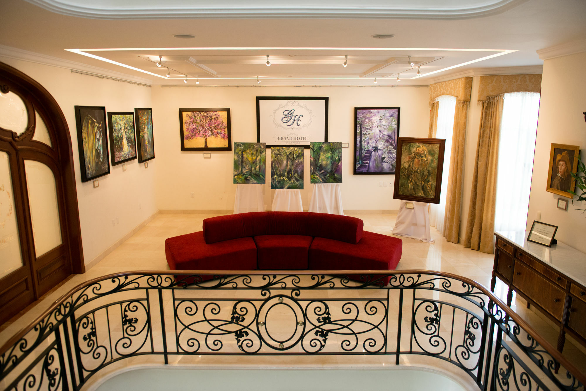 Grand Hotel Tepatitlan Екстериор снимка