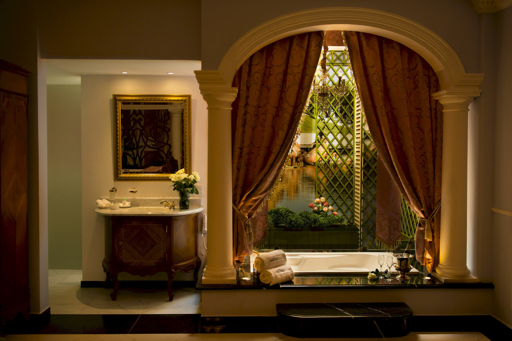 Grand Hotel Tepatitlan Екстериор снимка